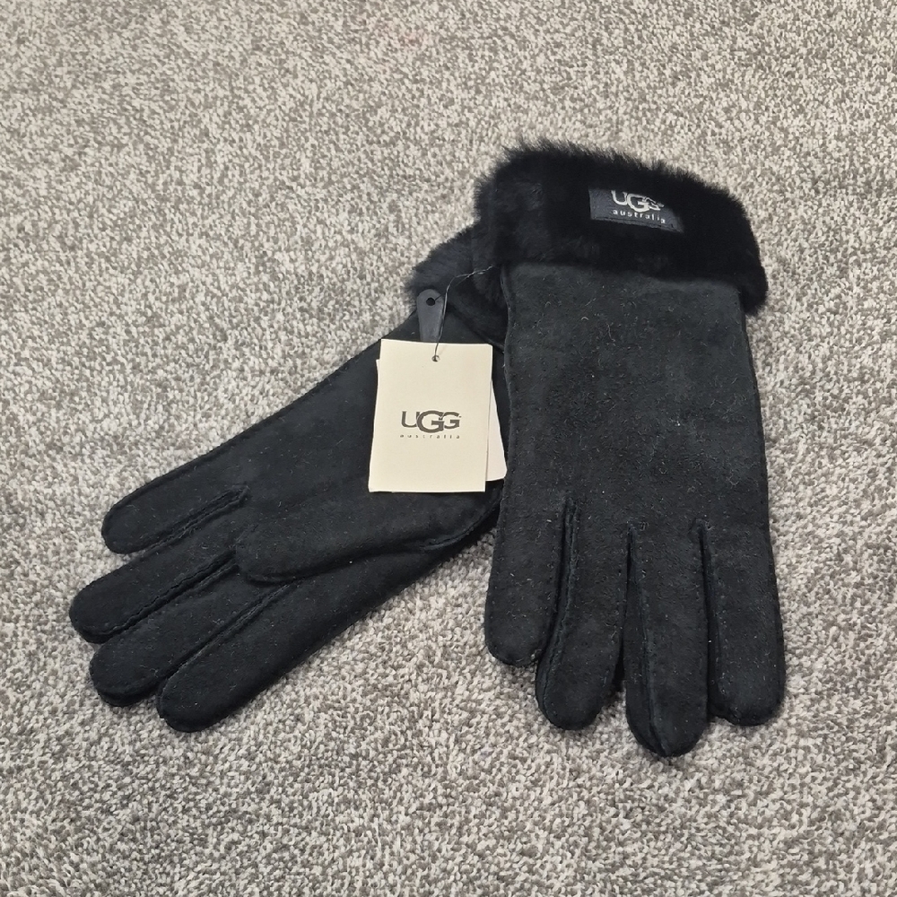 UGG Black Fur-Trimmed Gloves